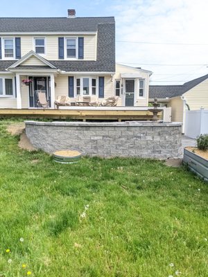 Retaining Walls - Retaining walls are designed to keep soil in place. They also look really great! If you're thinking about building one in your home, I'd love to help - just give me a call or send me a text!