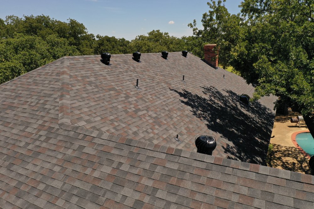 Slide of M & D Roofing and Construction