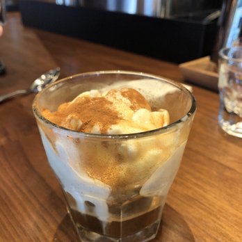 Starbucks Reserve - Coffee & Tea Near Me - Toronto, Ontario
