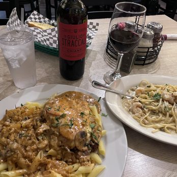 Times Square – Deer Valley - Linguini Principessa Pollo Marconi and bread pudding! - Pizza Near Me - Phoenix, Arizona Times Square – Deer Valley - Linguini Principessa Pollo Marconi and bread pudding! - Pizza Near Me - Phoenix, Arizona