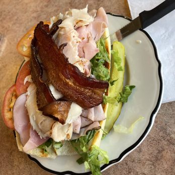Dolsie's Lunch Box Grille - Fabulous club sandwich - New American Near Me - Saint Cloud, Minnesota
