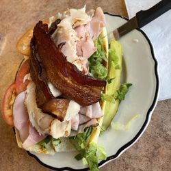 Dolsie's Lunch Box Grille - Fabulous club sandwich