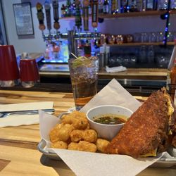 Papa’s Public House - The grilled cheese is next level!