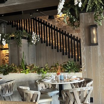 Del Mar Naples - Stairs - Seafood Near Me - Naples, Florida