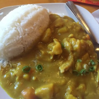 Davis Noodle City - Chicken curry rice plate - yum - Taiwanese Near Me - Davis, California