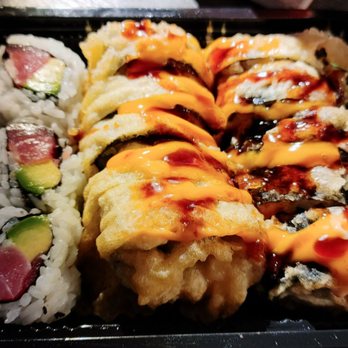 Lili Sushi - Sushi Bars Near Me - Carol Stream, Illinois Lili Sushi - Sushi Bars Near Me - Carol Stream, Illinois