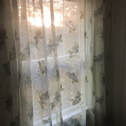 Clearlake Resort - Bedroom "curtains"