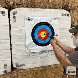 Bullock's Archery - First shots after adding a sight