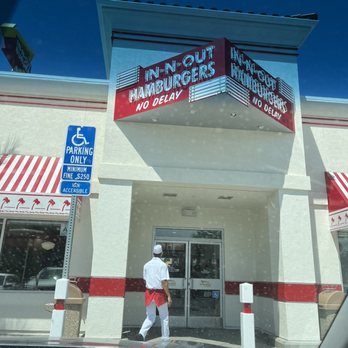 In-N-Out Burger - Entrance canopy - Fast Food Near Me - San Bernardino, California In-N-Out Burger - Entrance canopy - Fast Food Near Me - San Bernardino, California