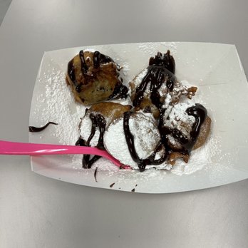 Sweet Life - Fried oreos - Cupcakes Near Me - Virginia Beach, Virginia Sweet Life - Fried oreos - Cupcakes Near Me - Virginia Beach, Virginia