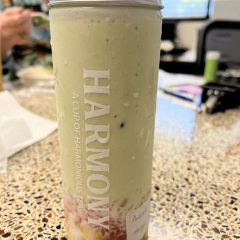 Harmony Tea Shoppe - Avocado, pomelo and mango smoothie - Bubble Tea Near Me - Orlando, Florida