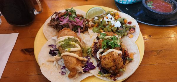 Los Cuervos Taqueria & Cantina by null