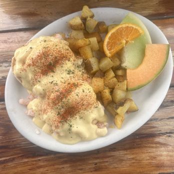 Blue Sky Bistro - Blue Sky Benedict - Seafood Near Me - Morro Bay, California
