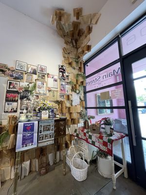 The Ripped Bodice by null