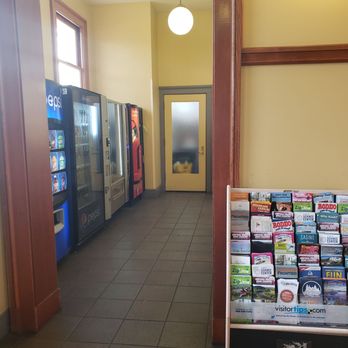 Eugene Amtrak Station - Train Stations Near Me - Eugene, Oregon