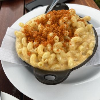 The Charlie Noble - Mac n Cheese - Cocktail Bars Near Me - Nantucket, Massachusetts