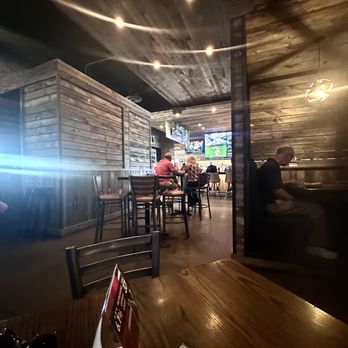 Cunningham's on the Lake - Sports Bars Near Me - Kearney, Nebraska Cunningham's on the Lake - Sports Bars Near Me - Kearney, Nebraska