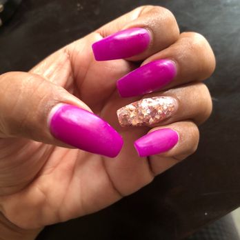 Renaissance Nails & Spa - Week old dip and still looking amazing! - Nail Salons Near Me - Rialto, California Renaissance Nails & Spa - Week old dip and still looking amazing! - Nail Salons Near Me - Rialto, California