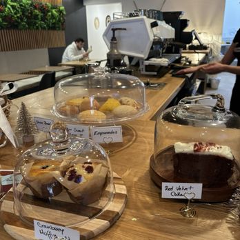 Zensia - Coffee & Tea Near Me - Clayton, Missouri