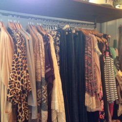 Little Gypsie Boutique - Lots of cute clothes