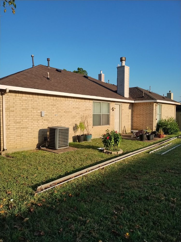 Slide of First Choice Roofing and Services