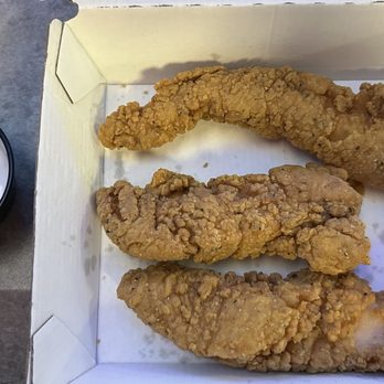 Buffalo Wild Wings - Chicken fingers with ranch - Chicken Wings Near Me - Beaufort, South Carolina Buffalo Wild Wings - Chicken fingers with ranch - Chicken Wings Near Me - Beaufort, South Carolina