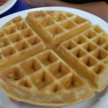 Bob & Edith's Diner - Springfield - Massive waffle - American Near Me - Springfield, Virginia