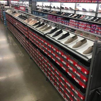 SKECHERS Warehouse Outlet - Shoes - Shoe Stores Near Me - Aurora, Colorado SKECHERS Warehouse Outlet - Shoes - Shoe Stores Near Me - Aurora, Colorado