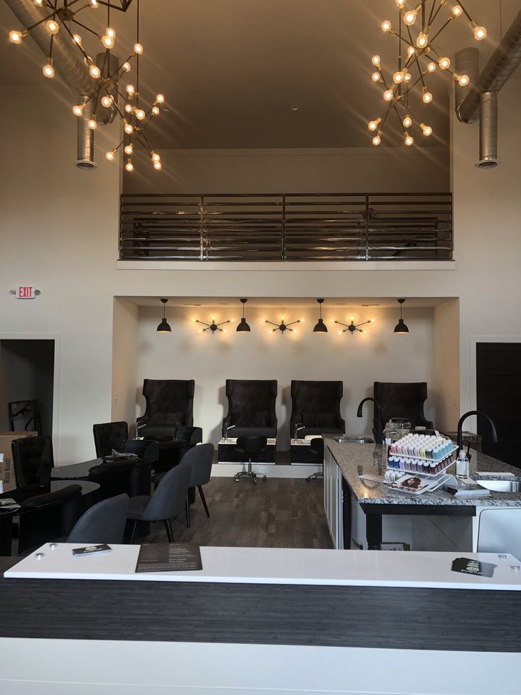 THE PAMPERED PEACOCK 23 Photos & 20 Reviews Nail Salons 7031 Main
