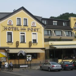 Hotel Zur Post - Hotel zur Post, Altenahr, Aussenansicht mit Terrasse