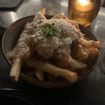 Bond Cocktail Lounge - Bond fries - Cocktail Bars Near Me - McAllen, Texas