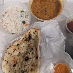 Kammili's Kitchen - Garlic naan, chicken Tikka masala