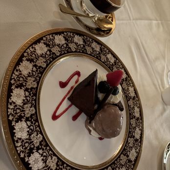 Bohanan's Prime Steak and Seafood - Dessert - Steakhouses Near Me - San Antonio, Texas Bohanan's Prime Steak and Seafood - Dessert - Steakhouses Near Me - San Antonio, Texas