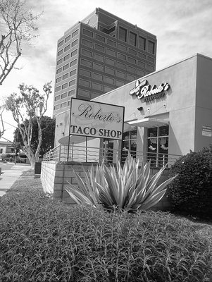 Roberto's Taco Shop by null