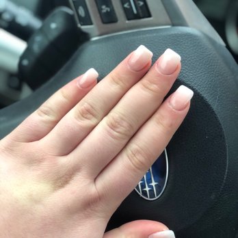 Bella Nails & Spa - SNS dip ombré acrylics done by Anna - Nail Salons Near Me - Bozeman, Montana