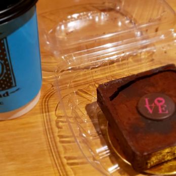 Amy's Bread - Delicious hot chocolate and square chocolate tart, also delicious. - Bakeries Near Me - New York, New York