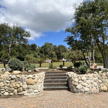Eminent Construction - Front walkway in Topanaga - Landscaping Near Me - Encino, California
