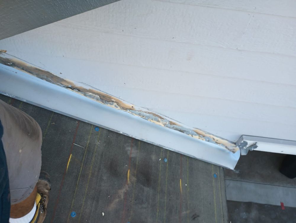 Slide of R & J Roofing