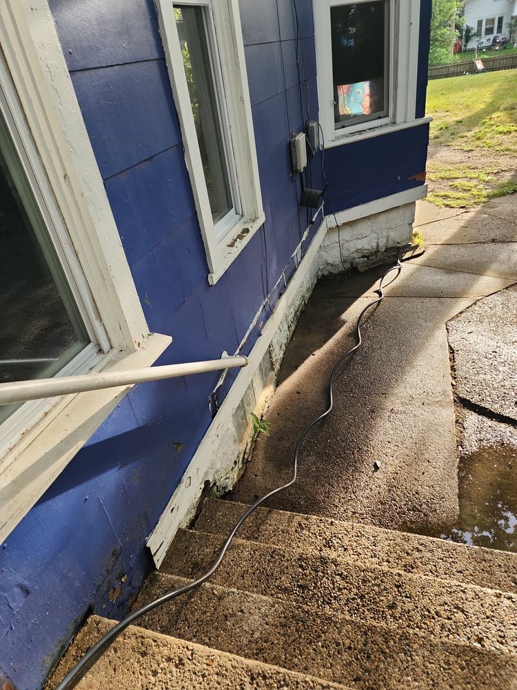 Slide of Pascual's Repair Services