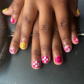 Plainfield Nails & Spa - My daughter's nails done by the owner. - Nail Salons Near Me - Plainfield, Illinois Plainfield Nails & Spa - My daughter's nails done by the owner. - Nail Salons Near Me - Plainfield, Illinois