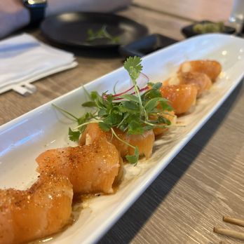 Bleu Bear Sushi - Salmon & apple - Sushi Bars Near Me - Bedford, Texas