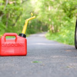 Sandy Springs Towing - #FuelDelivery #SandySpringsTowing #RoadsideAssistance #RunningOnEmpty