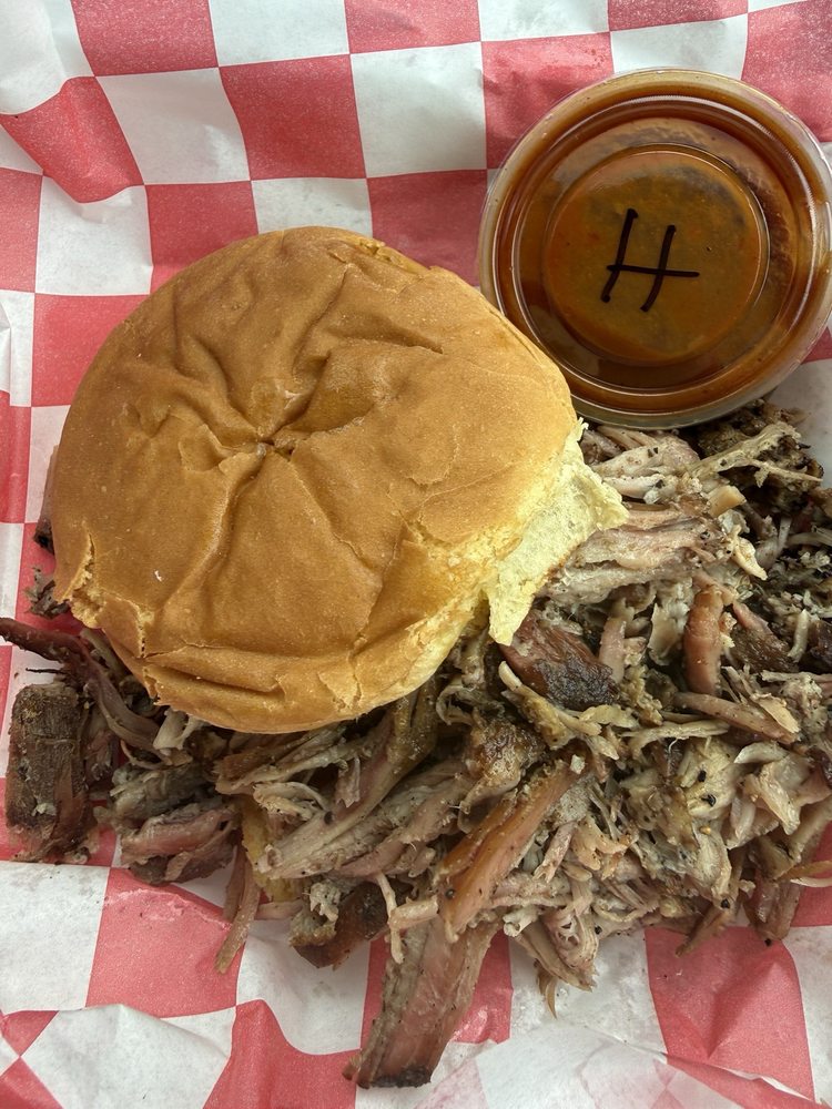 Big Daddy’s BBQ Logo