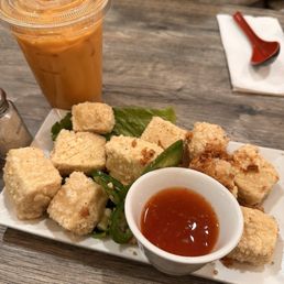 Tofu appetizer and thai tea Tofu appetizer and thai tea