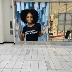 Baldwin Hills Crenshaw - Mall interior