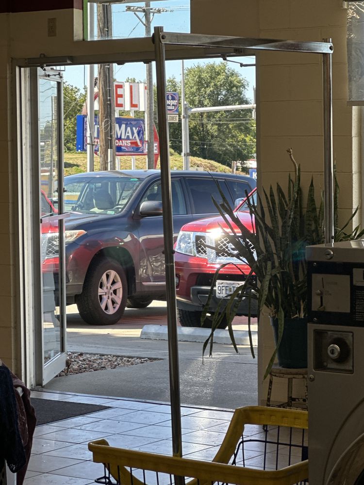 BELT LAUNDROMAT & DRY CLEANERS Updated September 2024 527 S Belt