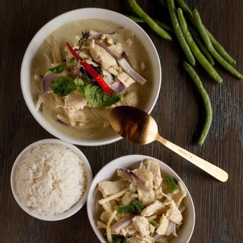 Catering With Her - Chicken green curry. - Caterers Near Me