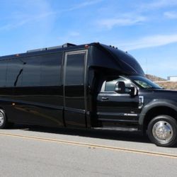 Platinum 7 Transportation - The Ultimate in luxury transportation! Book our 24 passenger unit for your event and go in style!
