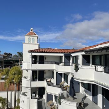 The Surfbreak Hotel - Balcony area + seating - Hotels Near Me - San Clemente, California