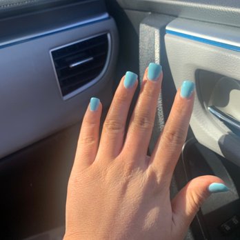 Des Peres Nail Spa - Nail Salons Near Me - Saint Louis, Missouri